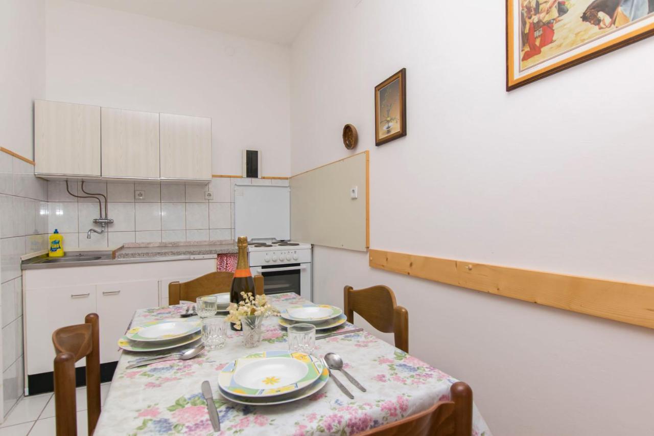 Apartments Amalija Vodice Exterior foto
